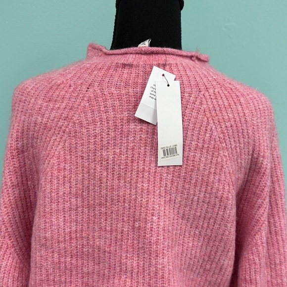 Topshop roll neck cropped sweater in light pink size 8-10 - Picture 9 of 10